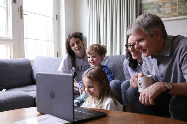 Staying Connected with iPhone: Communication Made Easy Staying Connected with iPhone: Communication Made Easy